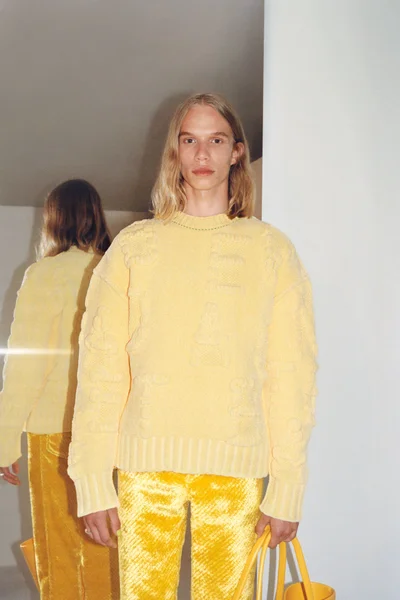 Look 43